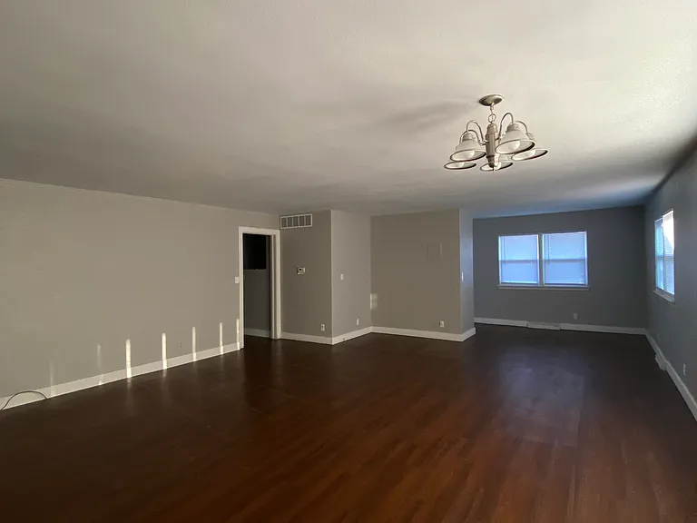 1011-1013 Charles St #AB — Photo 14