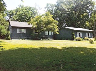 59 Edgewood Dr, Perrysville, OH 44864