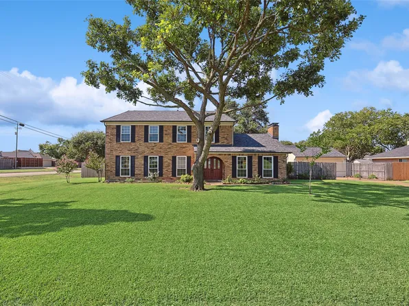 1101 Stapleton Ln, Flower Mound, TX 75028