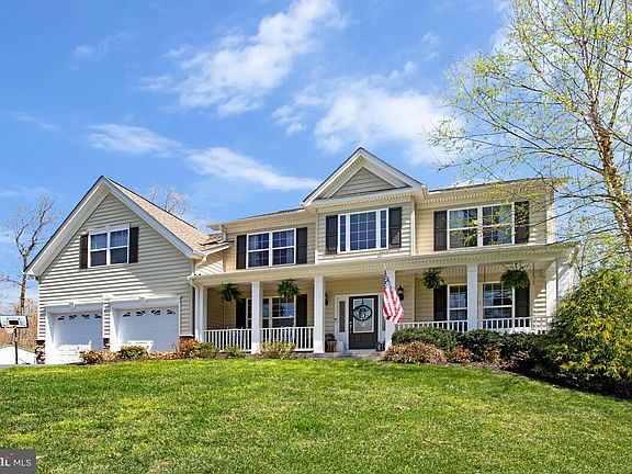3rd image of 54 Simmons Ridge Rd