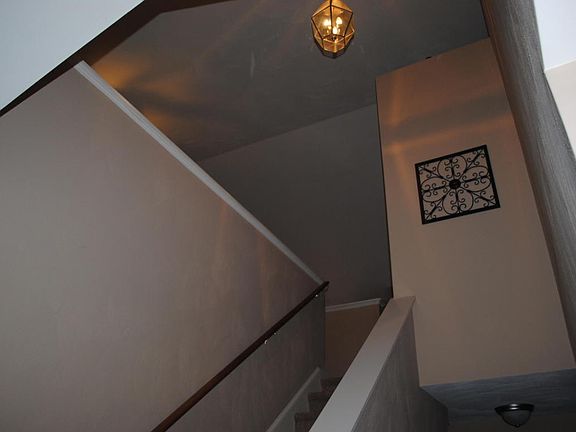 5th image of 3002 Bonsall Ln