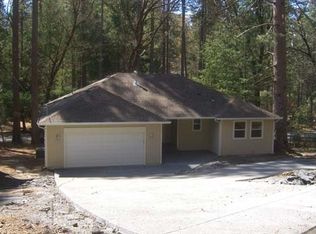 10517 Foothill Rd, Loch Lomond, CA 95461