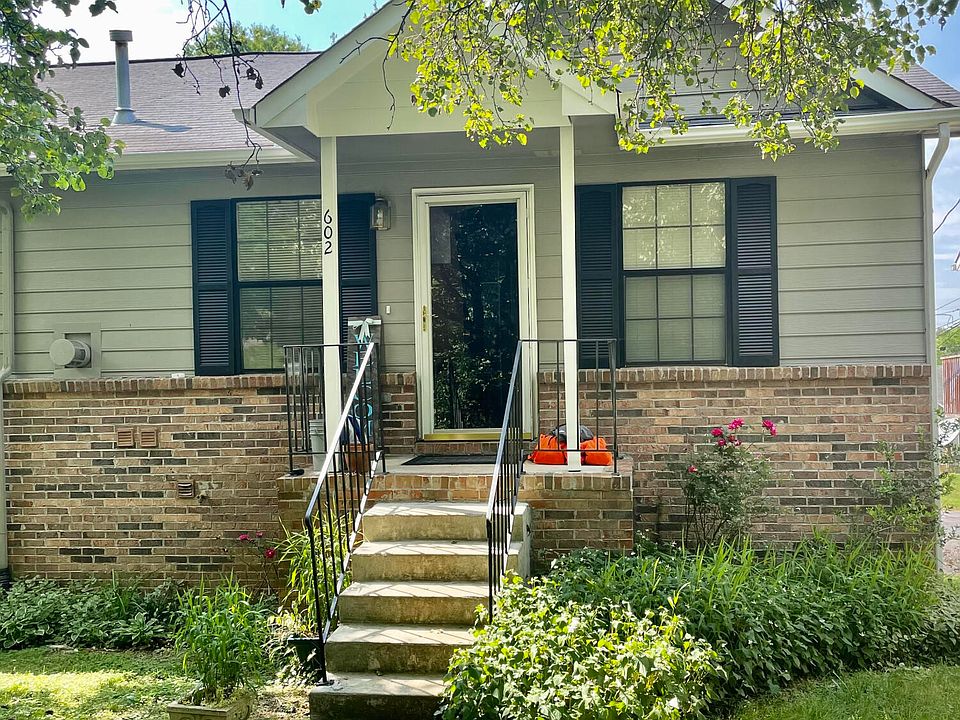 1st image of 602 Shadywood Ln