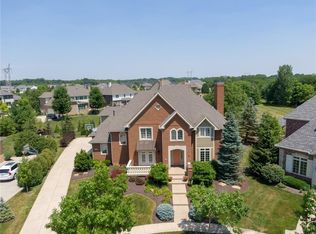 7680 Saint Lawrence Ct, Zionsville, IN 46077