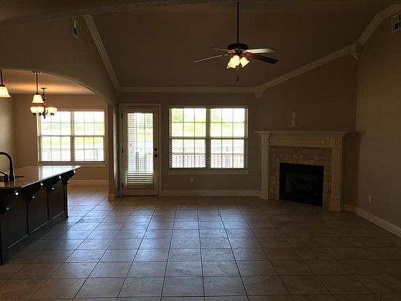 3rd image of 3002 SW Warberry Ave