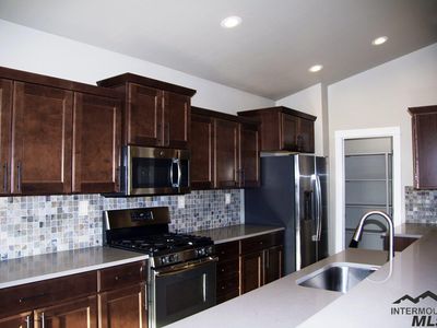 9319 W Tillamook Dr, Boise, ID, 83709