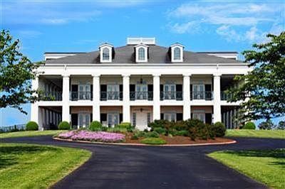1st image of 295 Woods Edge Dr