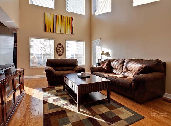 4th image of 2073 Orchard Ln