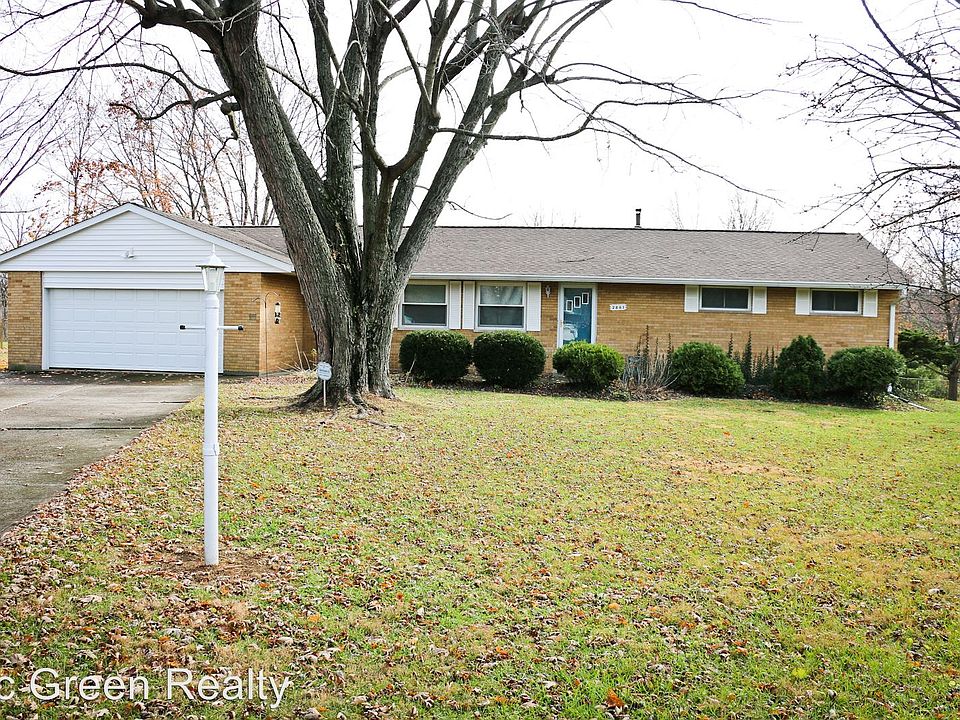 1st image of 2861 Cove Cir