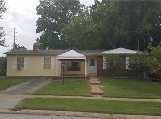 5046 Tulip Tree Ln, Hazelwood, MO 63042