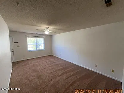 2 bed, 1.0 bath, 837 sqft, $1,050 — Photo 2
