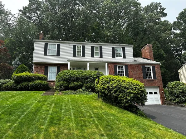 9684 Canterbury Dr, Allison Park, PA 15101