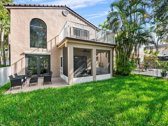 2nd image of 9838 Fairway Cove Lane