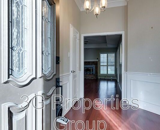 5th image of 7 Roaring Creek Ct