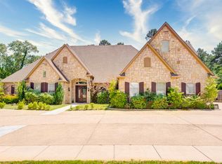 1418 Old Farm Rd, Tyler, TX 75703