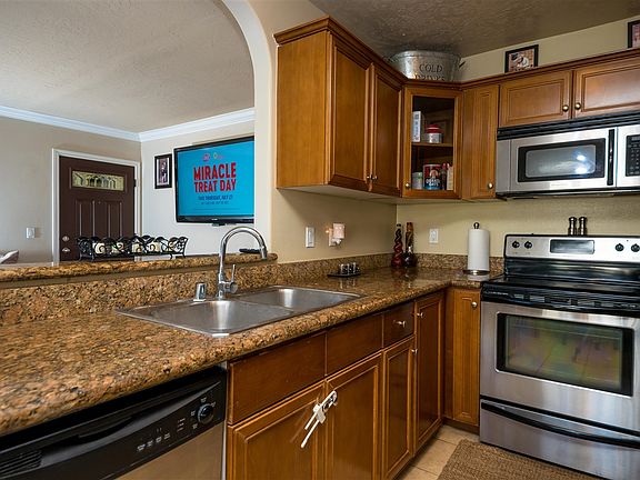 5th image of 792 Avocado Ave Unit 45