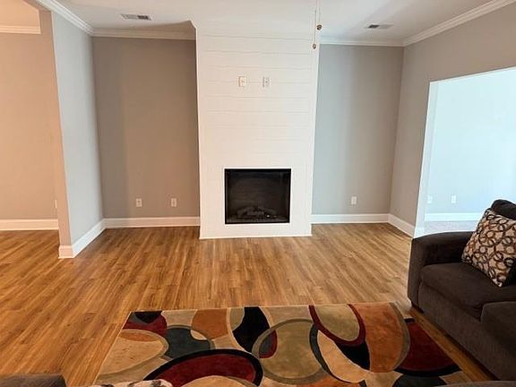 2nd image of 7713 Fawn Cir