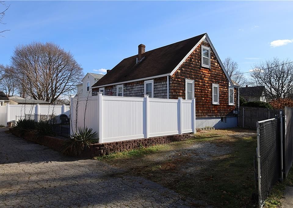 105 Puritan Ave, Cranston, RI 02920 Zillow