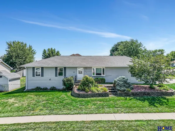 1015 Garden St, Bennet, NE 68317