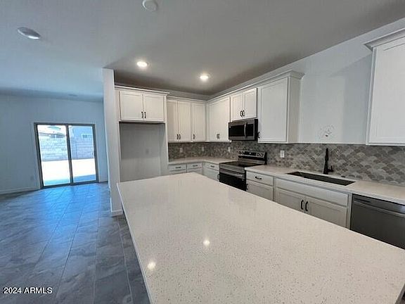 2nd image of 16949 W SELDON Lane