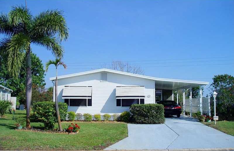 1st image of 828 Periwinkle Cir