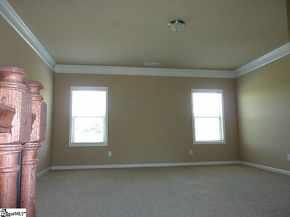5th image of 204 Lost Lake Dr