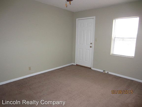 5th image of 1741 Poplar St APT B