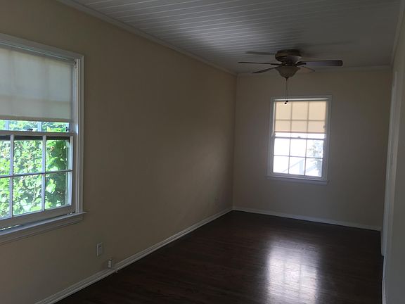 3rd image of 10552 Whipple St