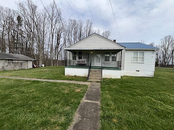 4th image of 581 Pemberton Rd