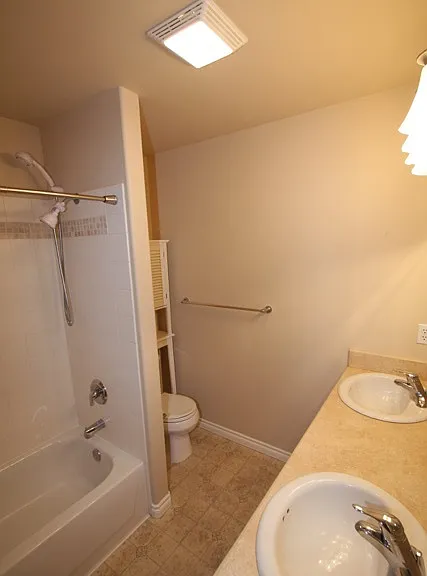 1329 Denali St — Photo 10