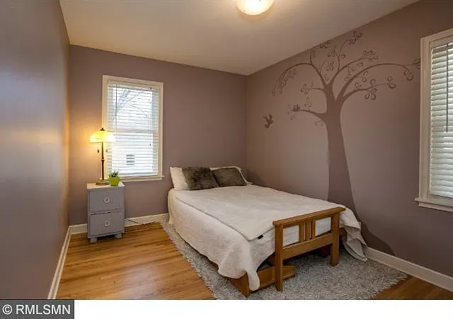 2948 Zarthan Ave S — Photo 10