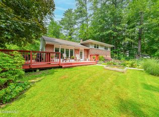 27 Slingerland St, Slingerlands, NY 12159