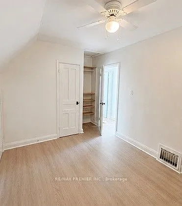21 Aura Lea Blvd — Photo 16