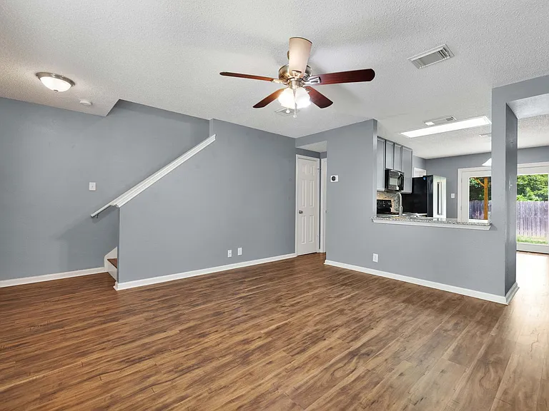 9230 New Kenton — Photo 5
