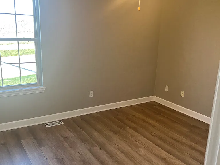 1320 E Brown School Rd — Photo 14