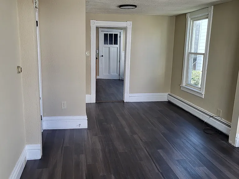 58 Continental Ave — Photo 3