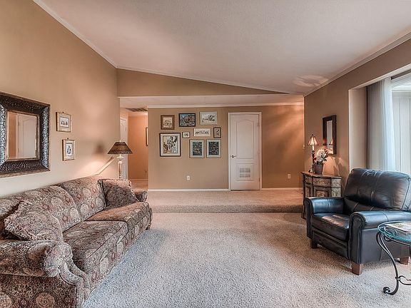 5th image of 3105 Ponderosa Pl