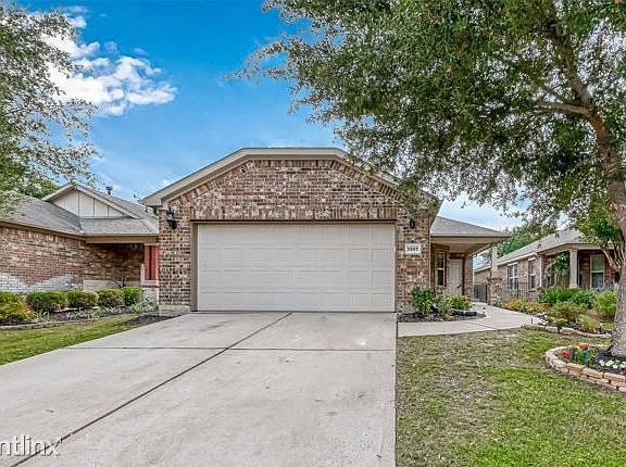 2nd image of 1307R Cleistes Ln