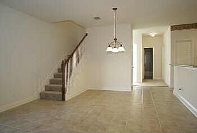 5th image of 4209 Maycraft Dr