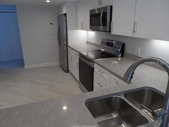 3rd image of 22 Deallyon Ave APT 44