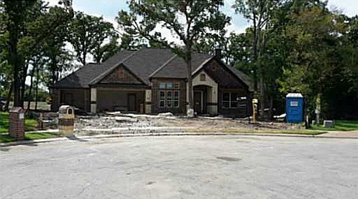 1st image of 2101 Williams Glen Dr