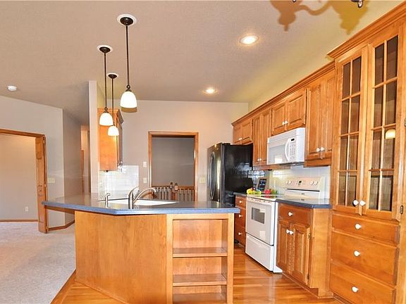 3rd image of 22512 E 33rd Street Ct S