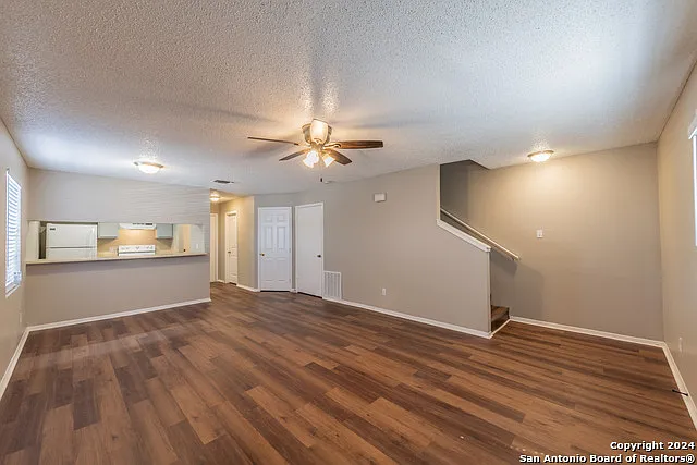 554 Dukeway #1 — Photo 4