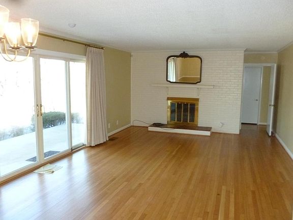4th image of 2927 Nurick Dr