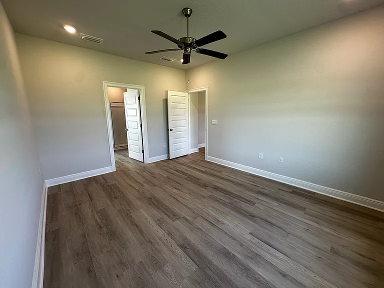 10162 Lamonica Ln — Photo 12