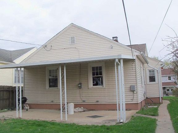 2nd image of 306 E Fairview Ave