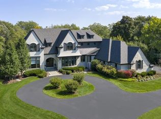 225 Sunset Ridge Rd, Northfield, IL 60093