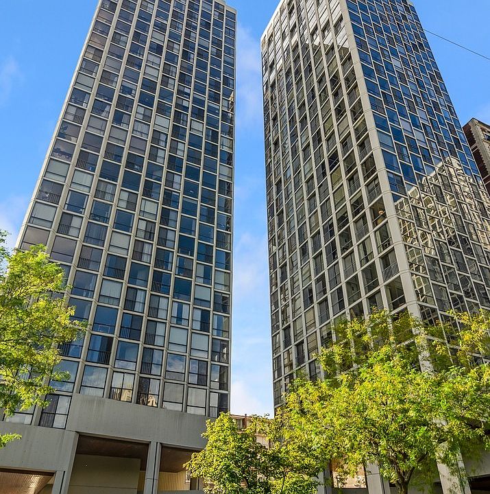 1st image of 345 W Fullerton Pkwy APT 2708