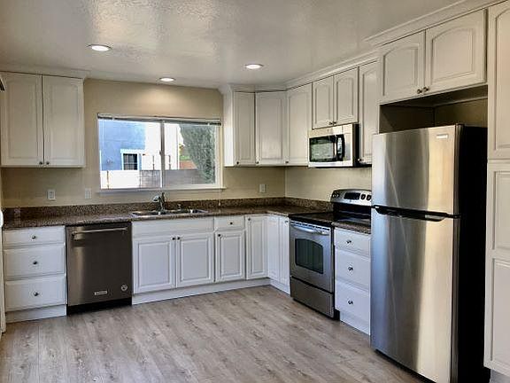 5th image of 5584 Dunsburry Ct