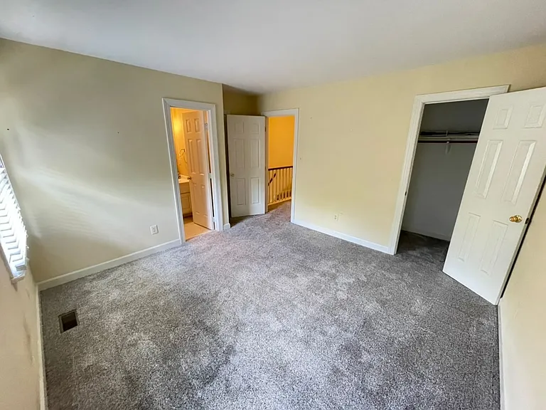 103 New Britain Ct — Photo 11